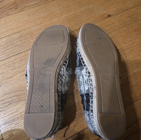 Tory Burch Espadrille Flats - Spring is Coming! - Picture 3 of 5